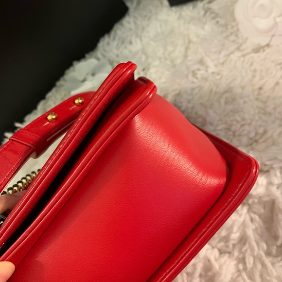 CHANEL red boy flap bag w/ lambskin leather. 2014. - Picture 6 of 8